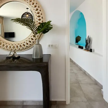 Impressive Santorini | 2 Bedrooms | Inuyasha | Breathtaking Aegean Sea Views | Indoor Private Cave Pool And Indoor Jet Tub | Mechalohori